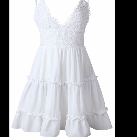 Lacy Backless Mini Dress NWT - Picture 5 of 10